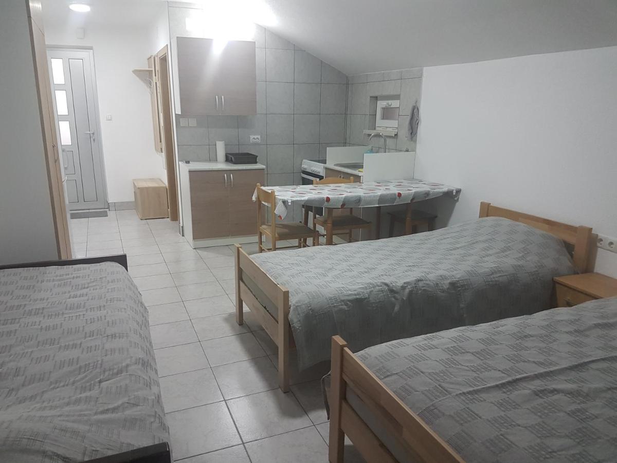 Dass Apartmani Banja Luka Esterno foto