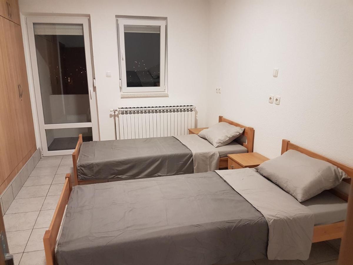 Dass Apartmani Banja Luka Esterno foto