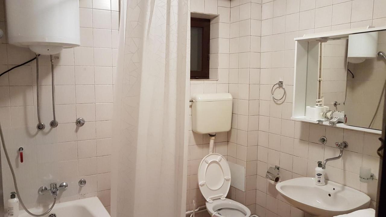 Dass Apartmani Banja Luka Esterno foto